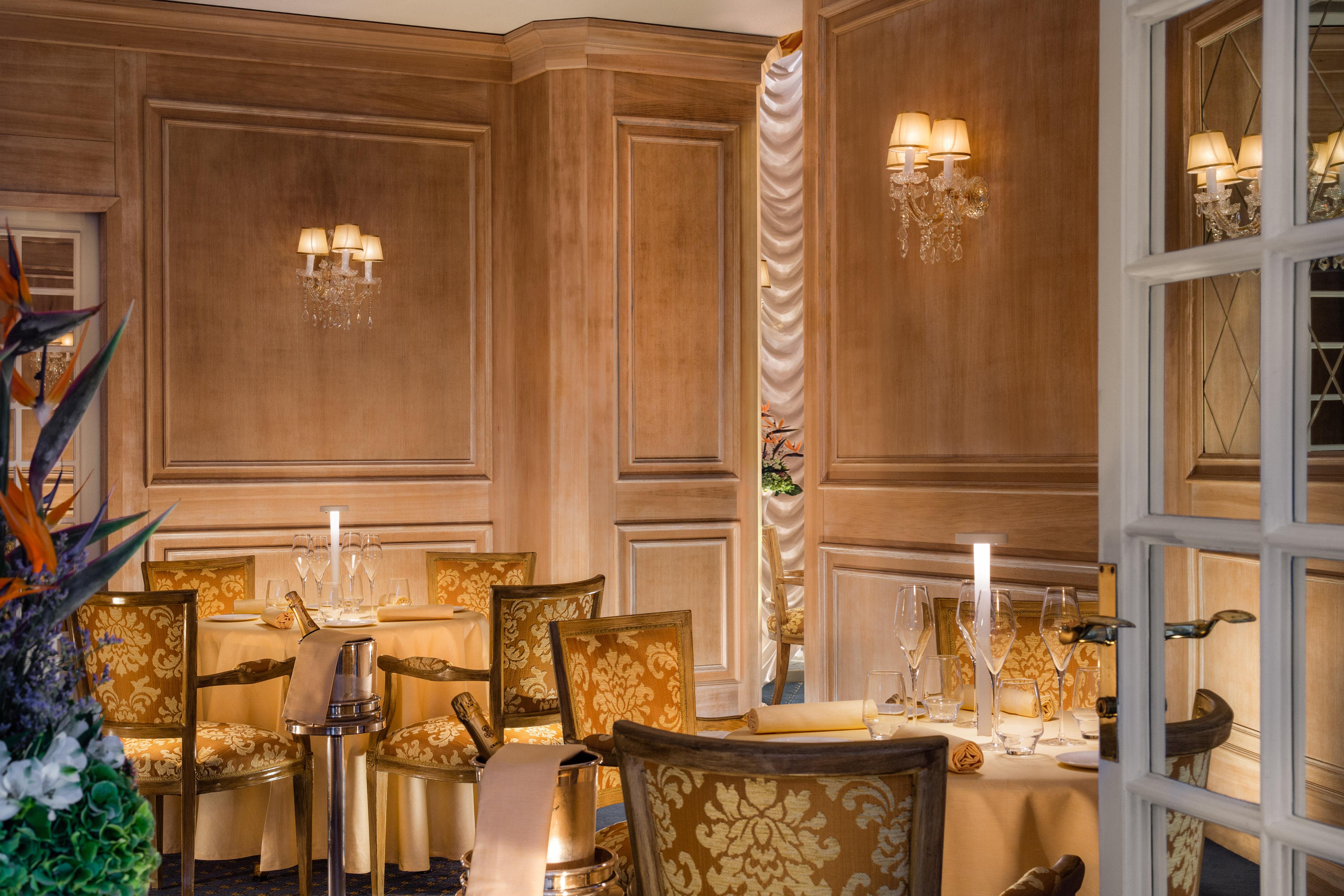 Hotel Splendide Royal Лугано Екстериор снимка The interior of the restaurant